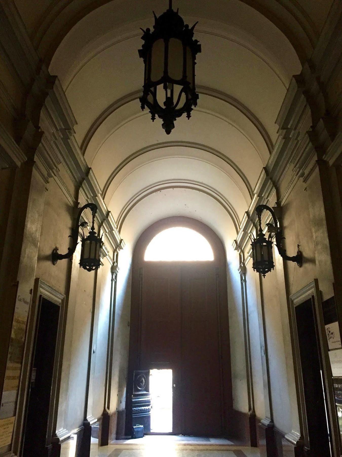 Pensión Pantheon 2*